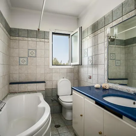 Nefeli With Private Pool By Konnect *