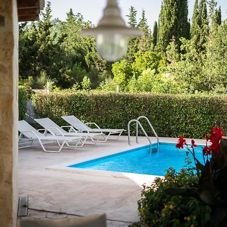 Nefeli With Private Pool By Konnect Vila *